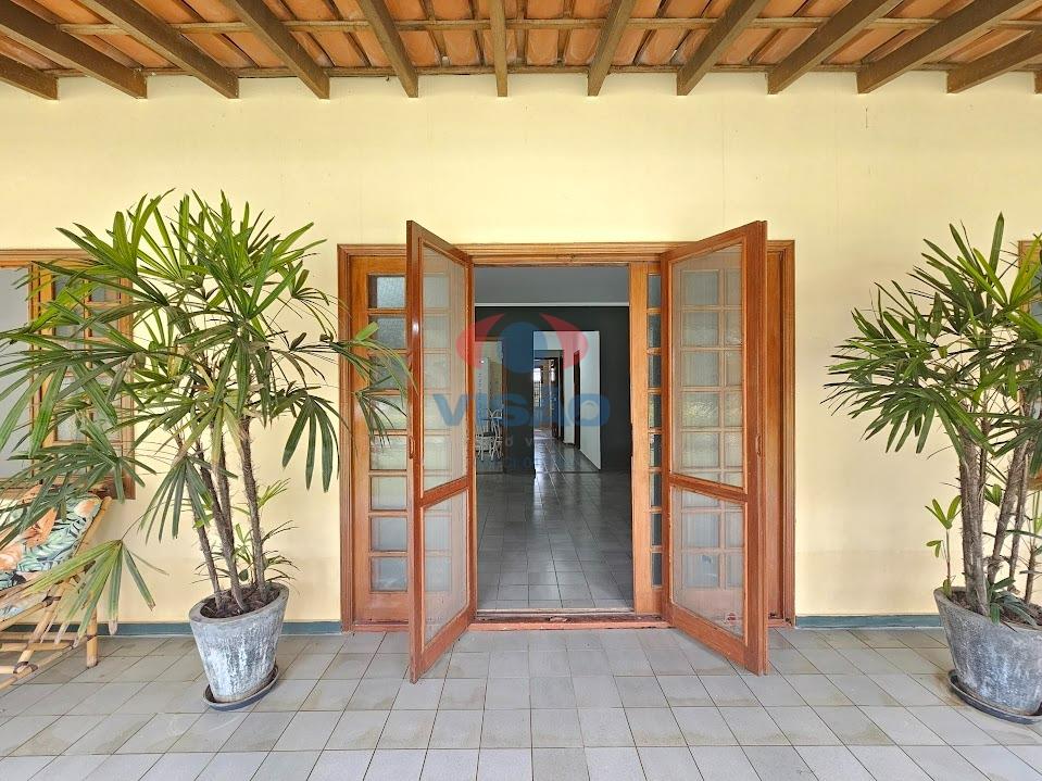 Sítio à venda no Parque da Grama: 