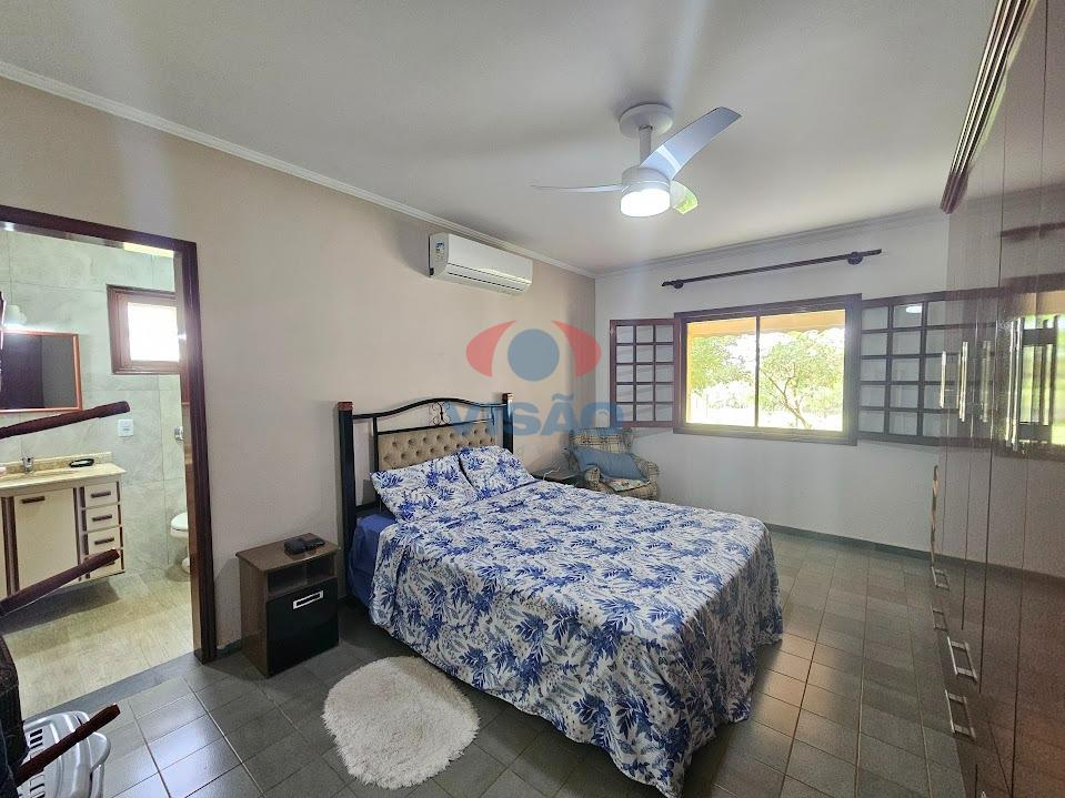 Sítio à venda no Parque da Grama: 