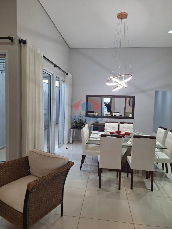 Casa à venda no Jardim Esplanada: