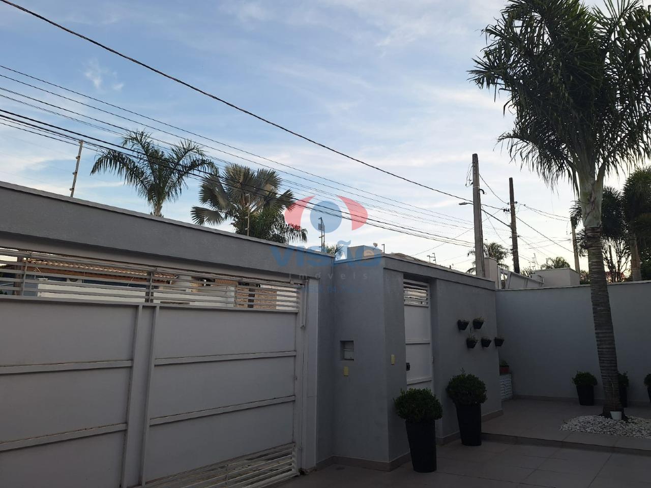 Casa à venda no Jardim Esplanada: 