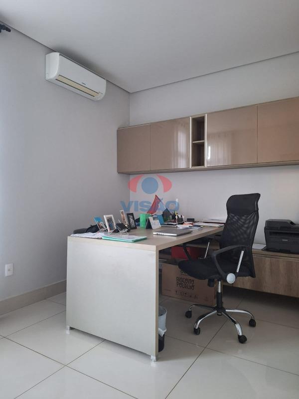 Casa à venda no Jardim Esplanada: