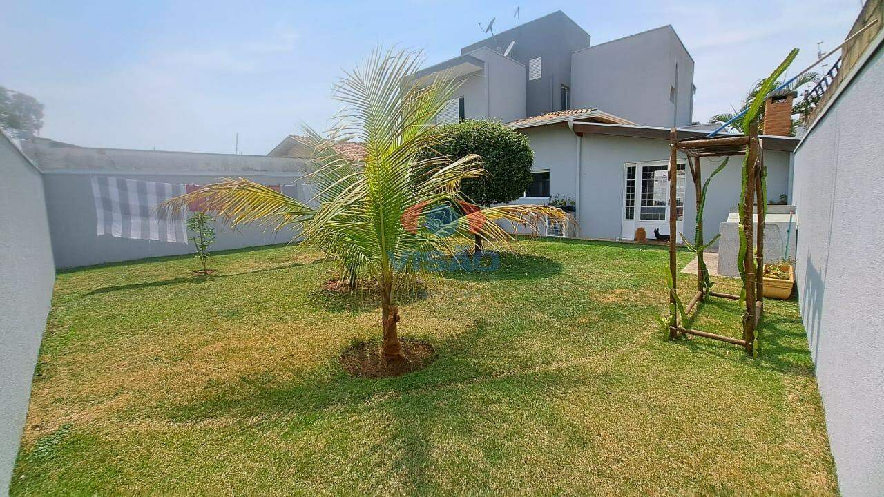 Casa - Sobrado à venda no Alto da Colina: 