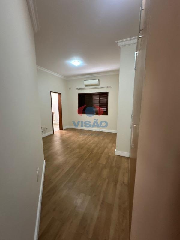 Casa à venda no Jardim Esplanada II: