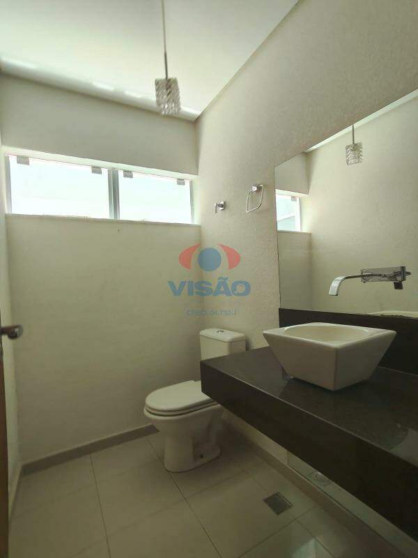 Casa em condomínio à venda no Jardim Portal de Itaici: