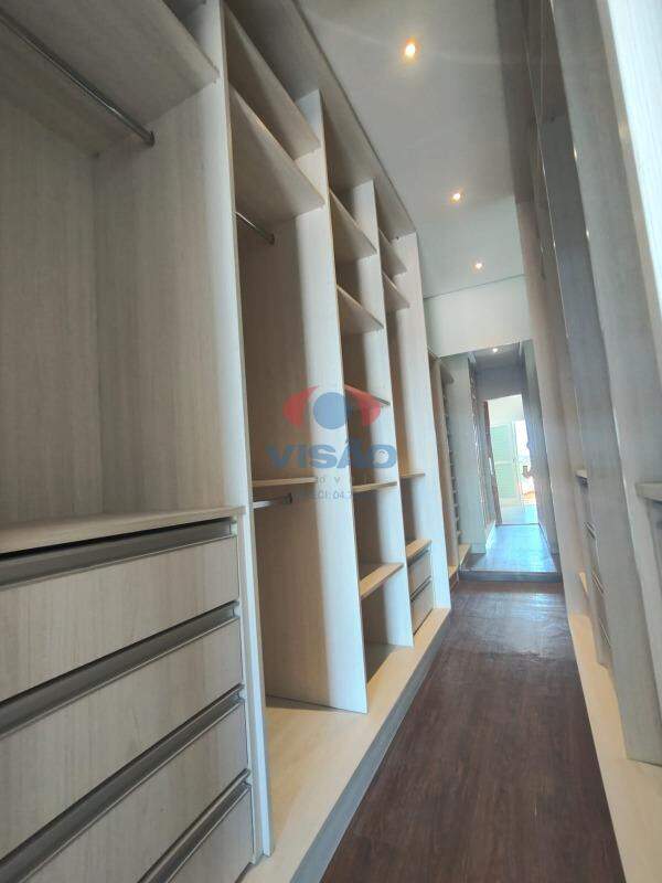 Casa em condomínio à venda no Jardim Portal de Itaici: