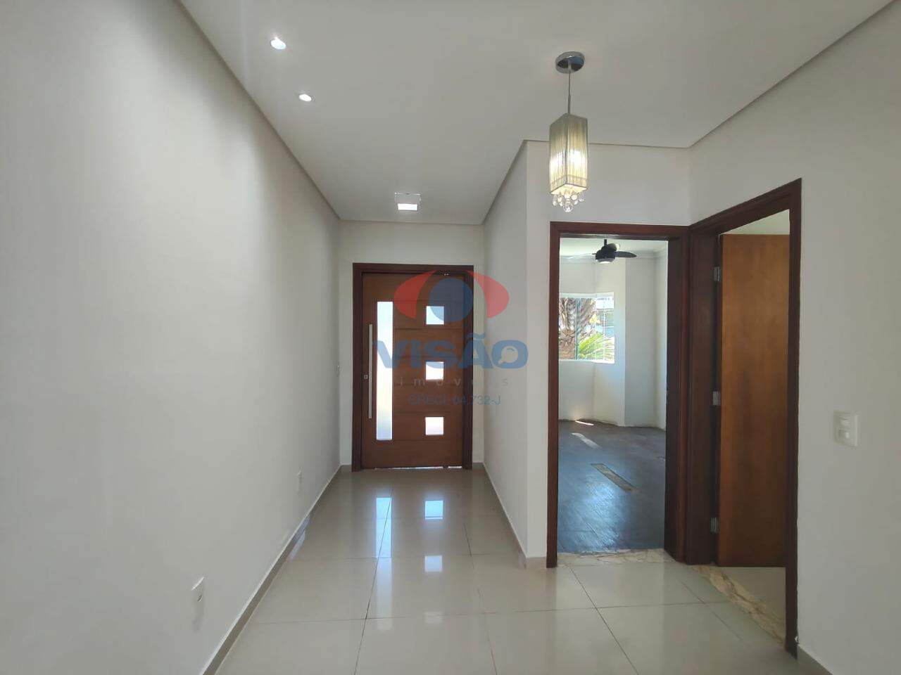 Casa em condomínio à venda no Jardim Portal de Itaici: 