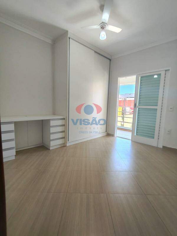 Casa em condomínio à venda no Jardim Portal de Itaici: