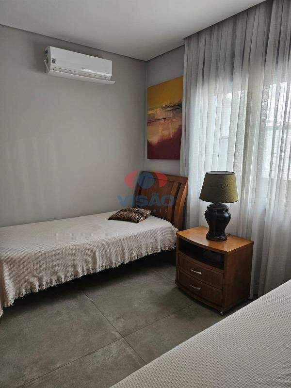 Casa em condomínio à venda no Jardim Residencial Dona Maria José: