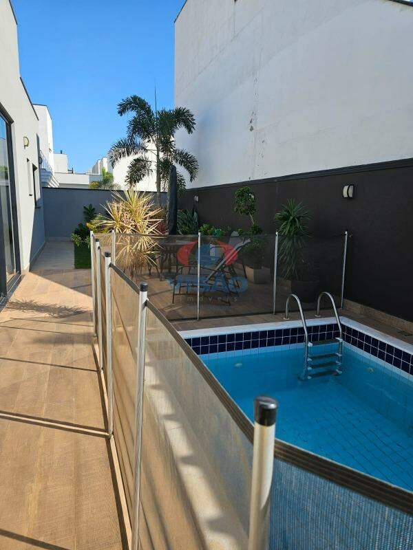 Casa em condomínio à venda no Jardim Residencial Dona Maria José: