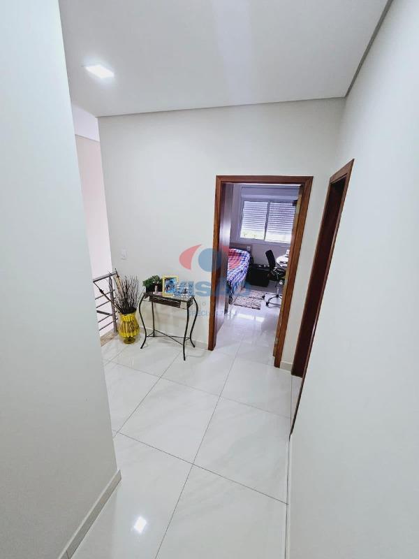 Casa em condomínio à venda no Jardim Park Real: 