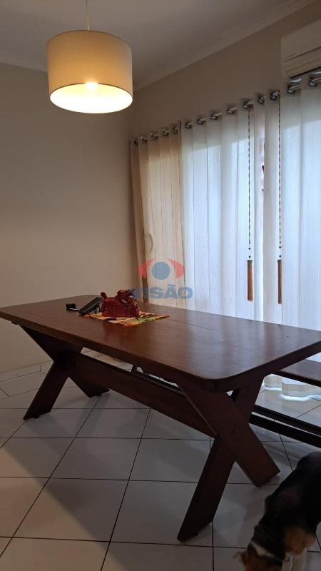 Casa em condomínio à venda no Villaggio Di Itaici: 