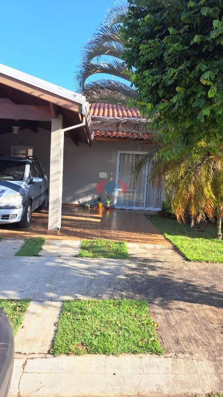 Casa em condomínio à venda no Villaggio Di Itaici: 