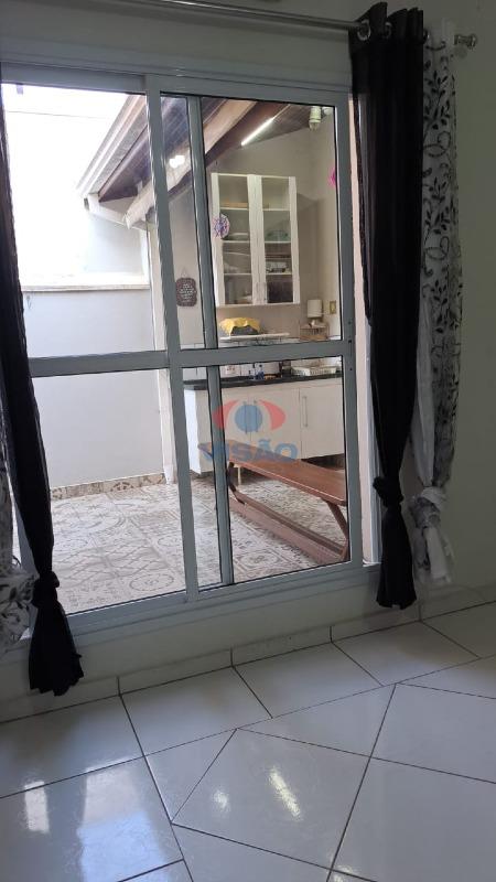 Casa em condomínio à venda no Villaggio Di Itaici: 