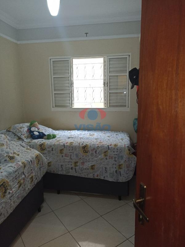 Casa à venda no Jardim Hubert: 