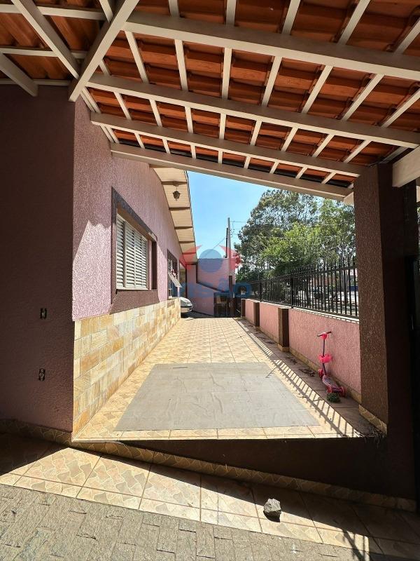 Casa à venda no Jardim Pompéia: