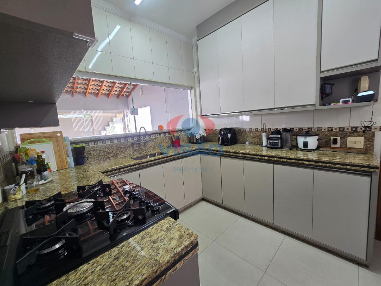 Casa à venda no Jardim Regente: 