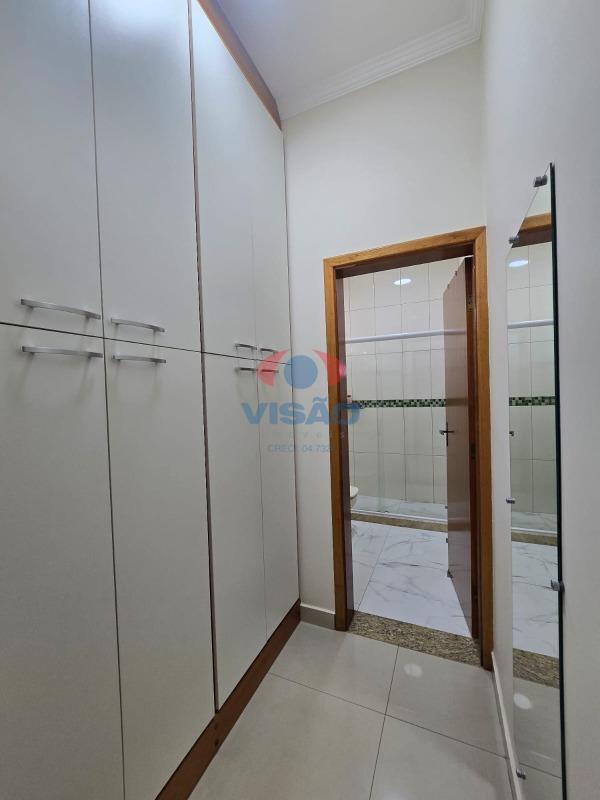 Casa à venda no Jardim Regente: 