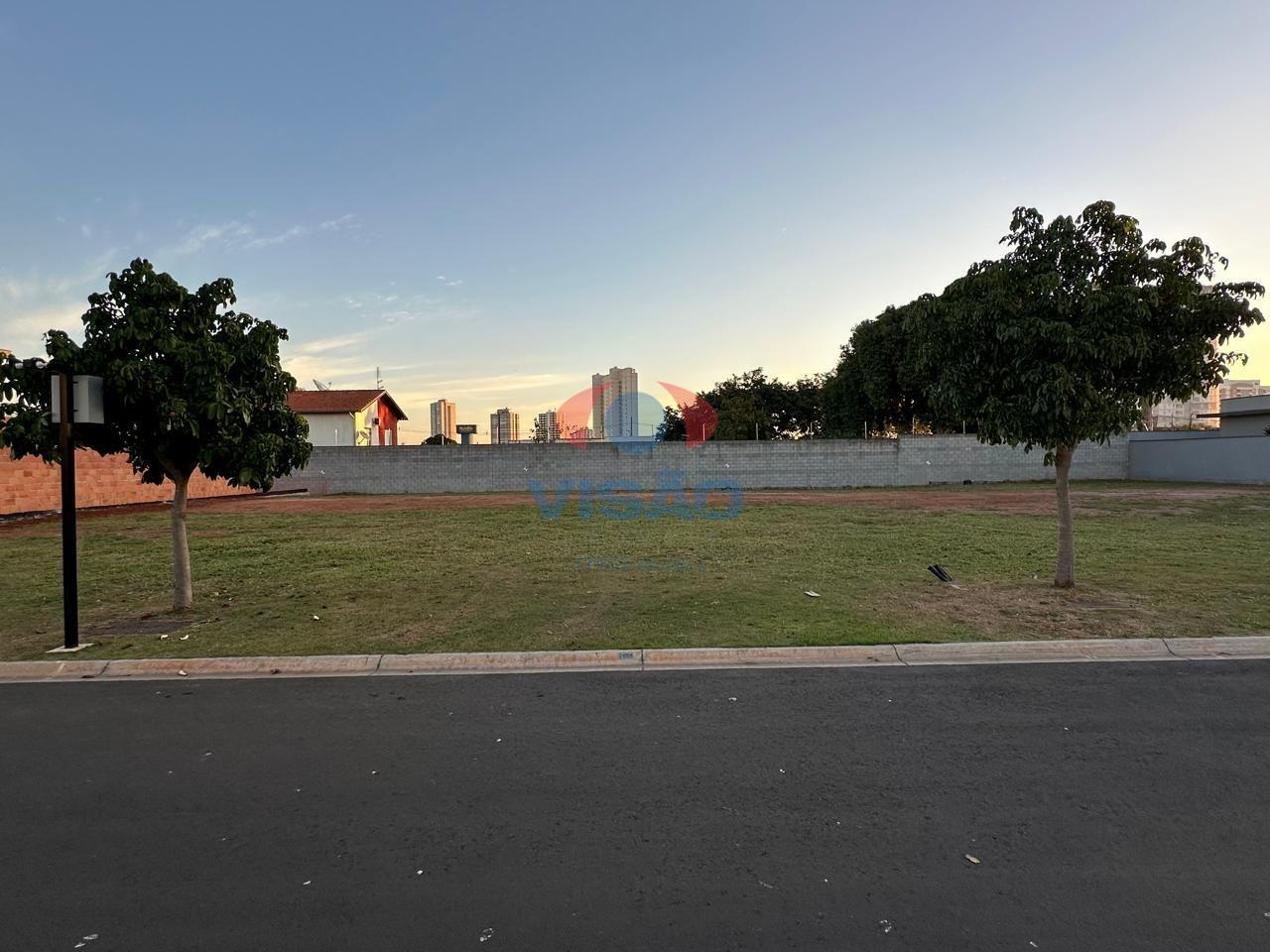 Terreno em condomínio à venda no Jardim Park Meraki: 