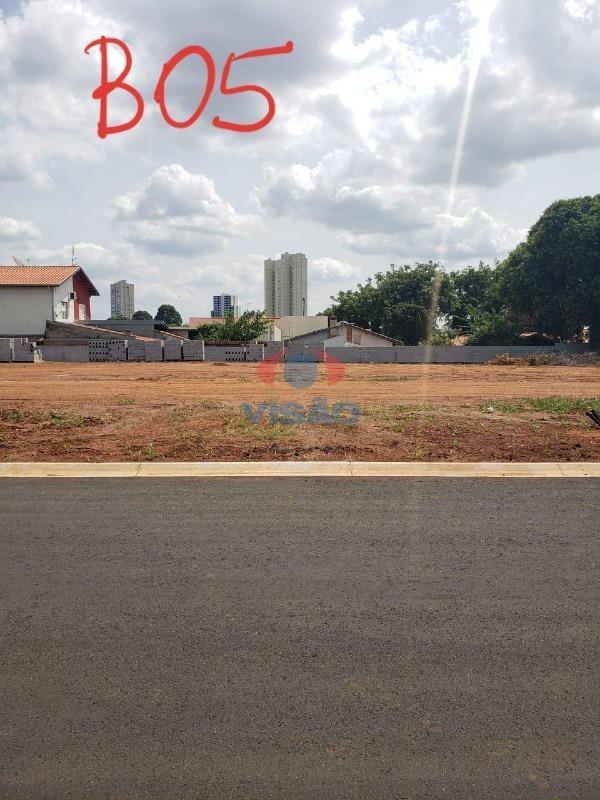 Terreno em condomínio à venda no Jardim Park Meraki: 