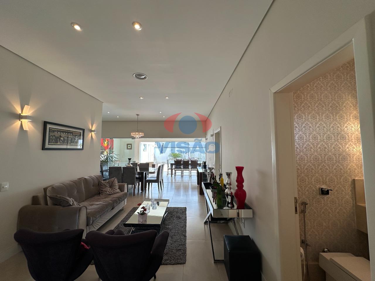 Casa - Sobrado à venda no Residencial Beira da Mata: 