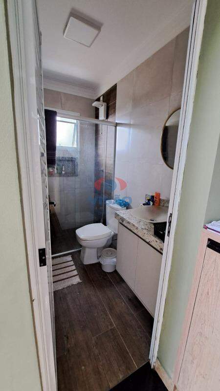 Casa em condomínio à venda no Jardins do Império: