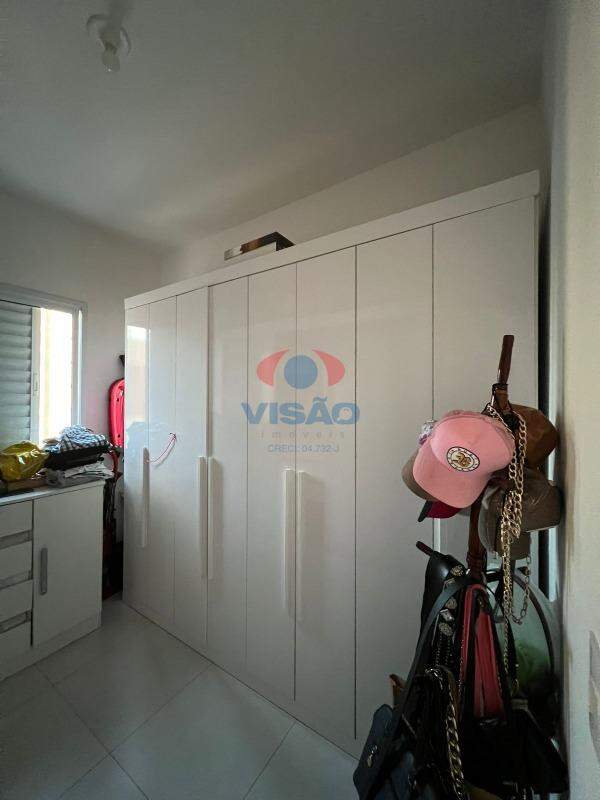 Apartamento à venda no Jardim Santiago: