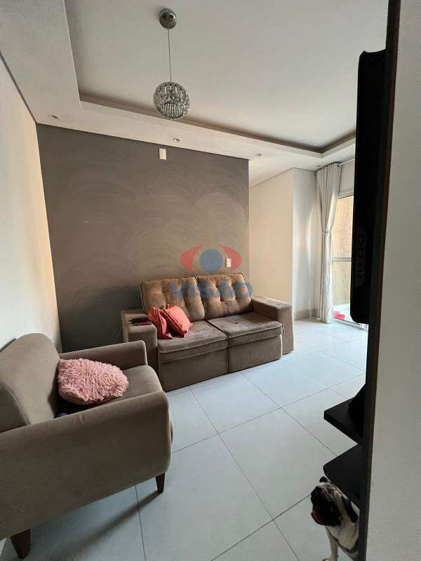 Apartamento à venda no Jardim Santiago: 