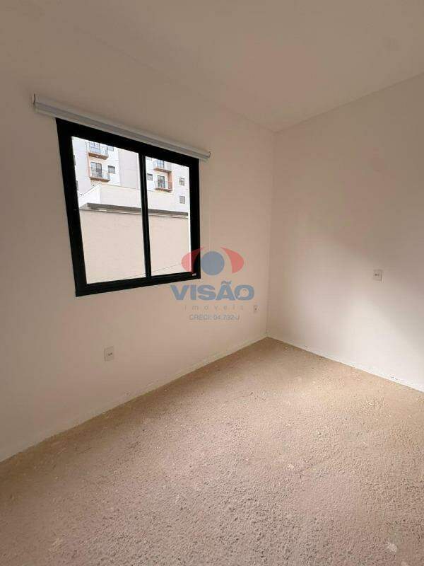 Apartamento à venda no Jardim Hubert:
