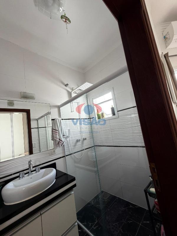 Casa em condomínio à venda no Villaggio Di Itaici: 