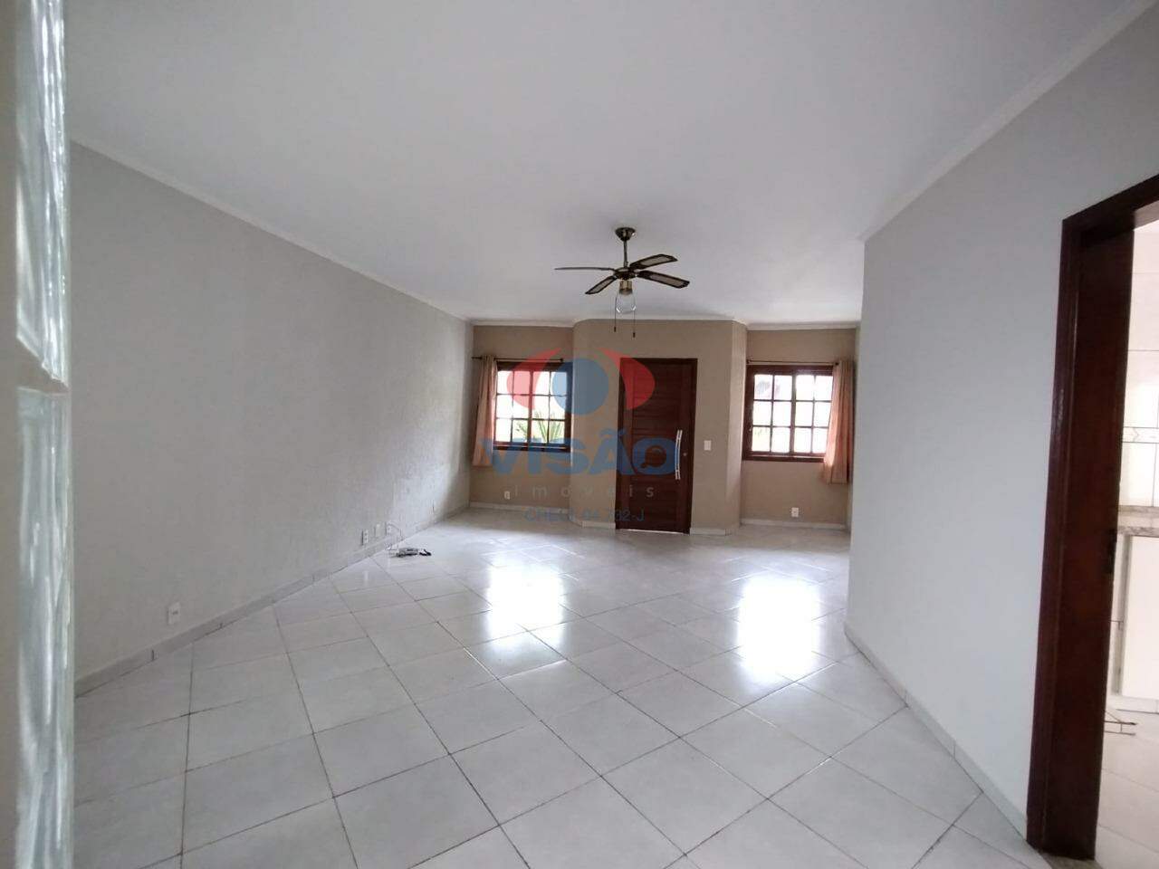 Casa em condomínio à venda no Jardim Portal de Itaici: 