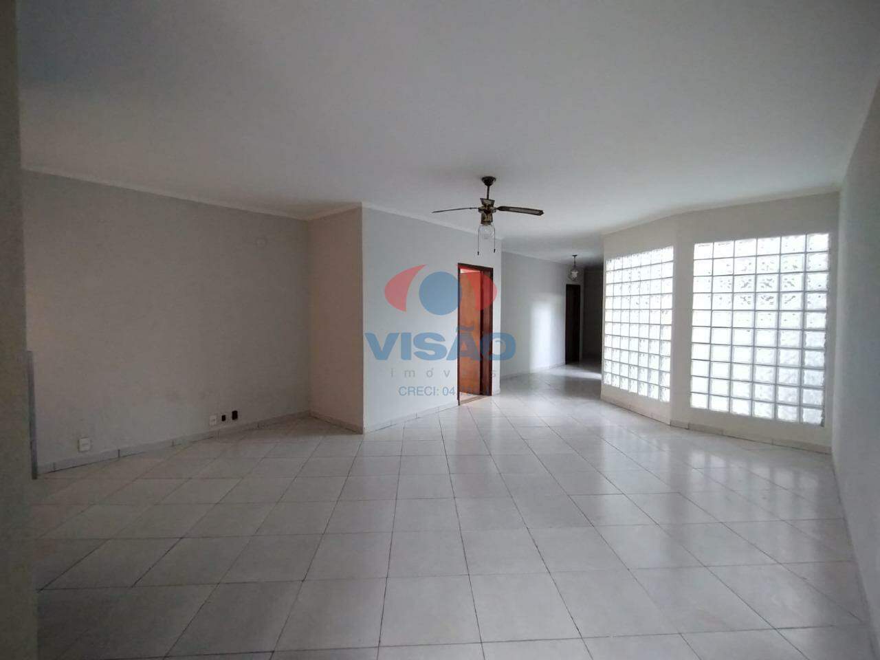 Casa em condomínio à venda no Jardim Portal de Itaici: 