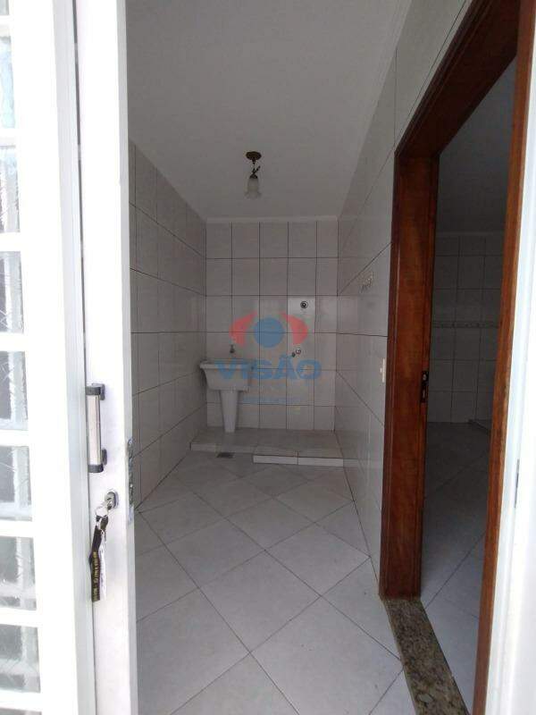 Casa em condomínio à venda no Jardim Portal de Itaici: 