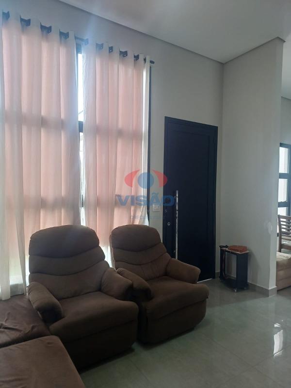 Casa em condomínio à venda no Jardins do Império: 