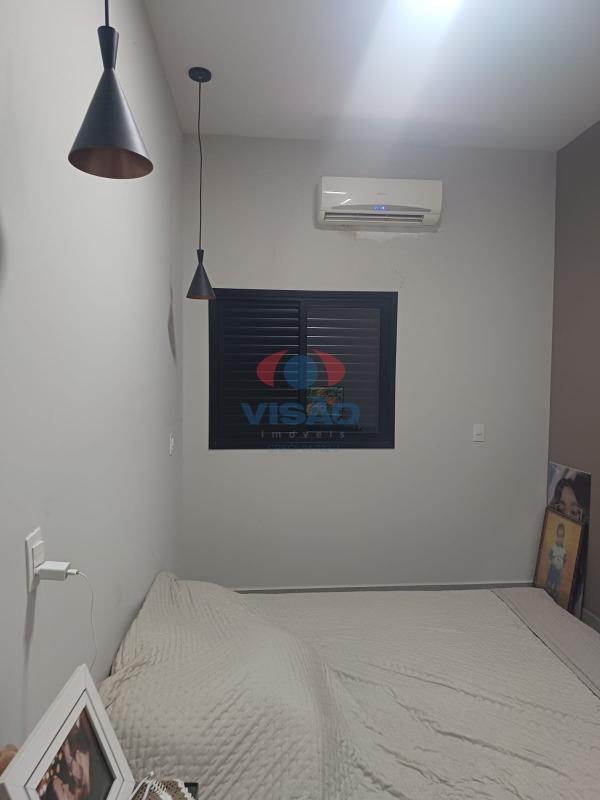 Casa em condomínio à venda no Jardins do Império: 