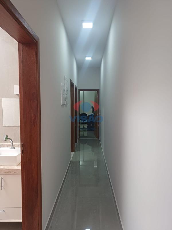 Casa em condomínio à venda no Jardins do Império: 