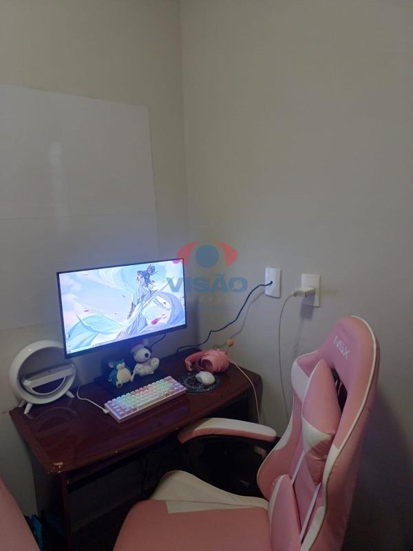 Casa em condomínio à venda no Jardins do Império: 