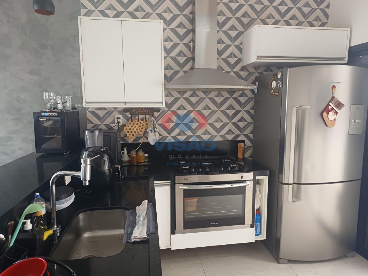 Casa em condomínio à venda no Jardins do Império: 