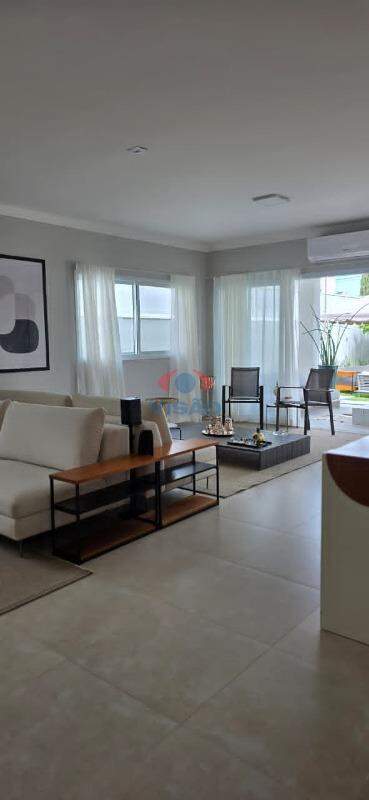 Casa em condomínio à venda no Jardim Residencial Helvétia Park I:
