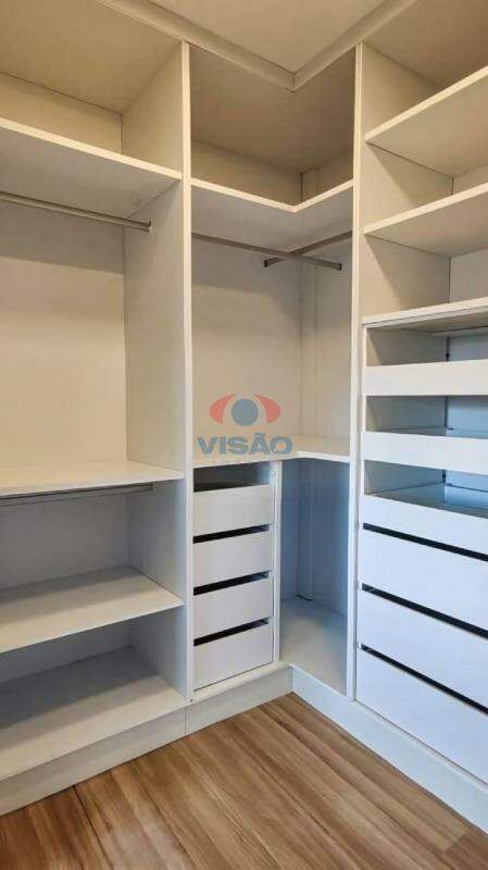 Casa em condomínio à venda no Jardim Residencial Helvétia Park I: