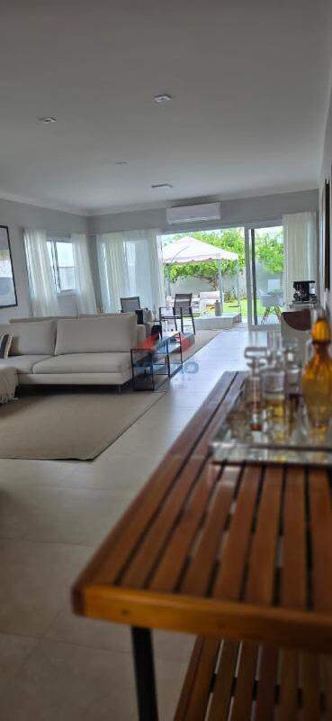 Casa em condomínio à venda no Jardim Residencial Helvétia Park I:
