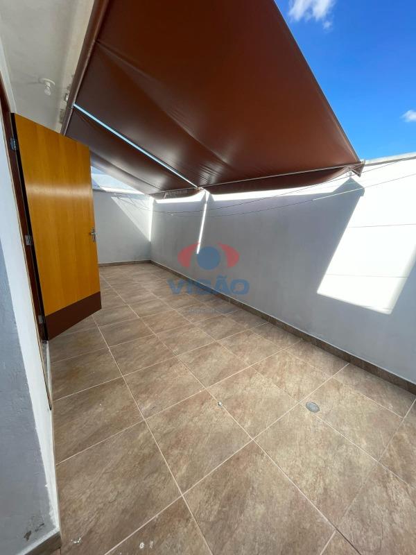 Casa em condomínio à venda no Jardins do Império: 