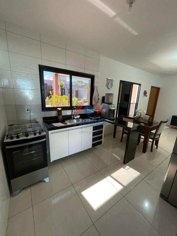 Casa em condomínio à venda no Jardins do Império: 