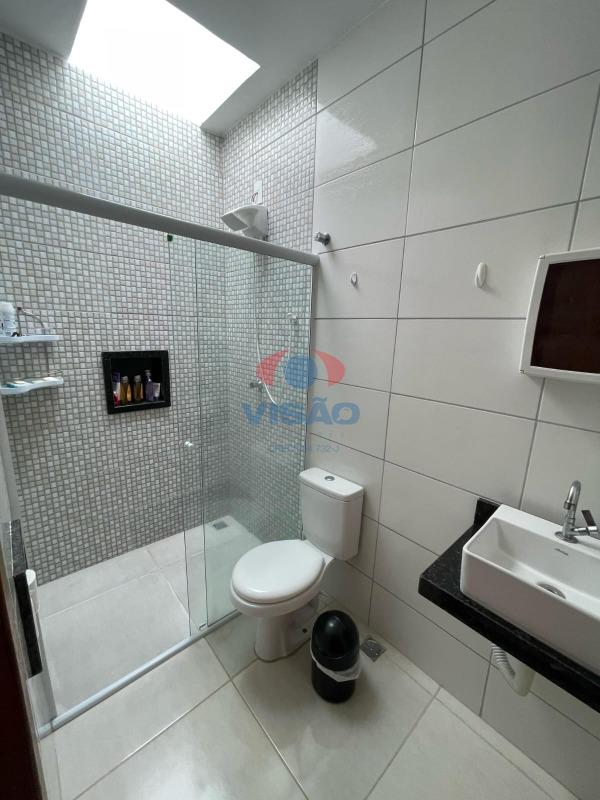 Casa em condomínio à venda no Jardins do Império: 