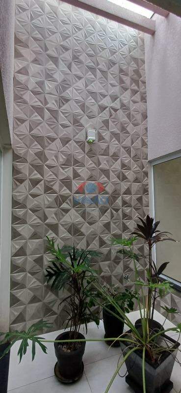 Casa - Sobrado à venda no Residencial Monte Verde: 