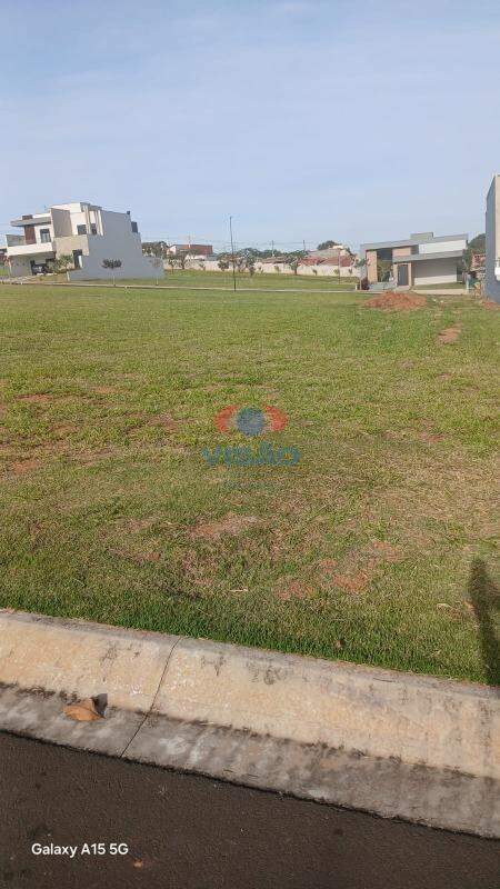Terreno em condomínio à venda no Chácara Alvorada: 