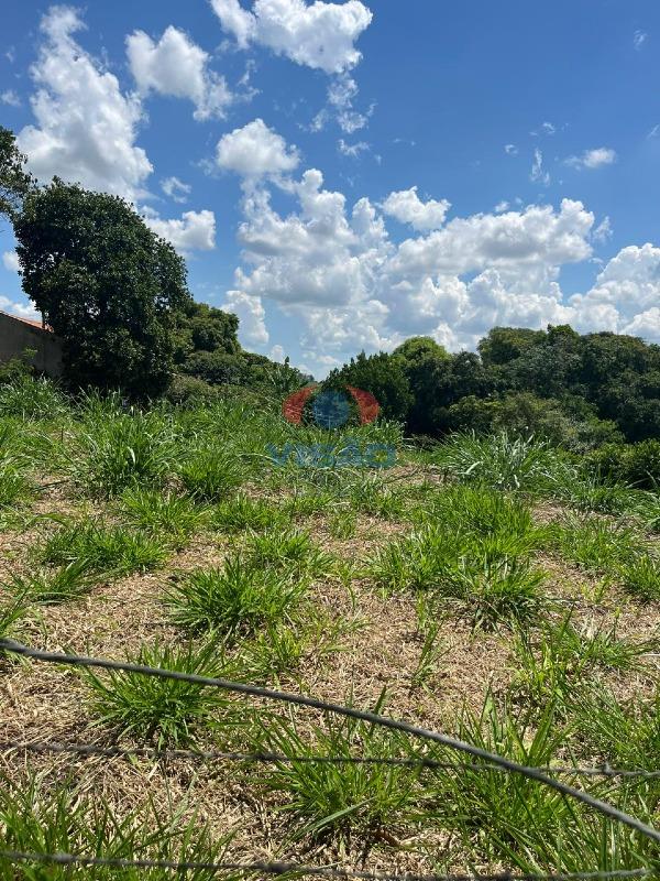 Terreno à venda no Parque Residencial Indaia: 