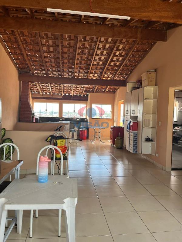 Casa - Sobrado à venda no Jardim Regina: 