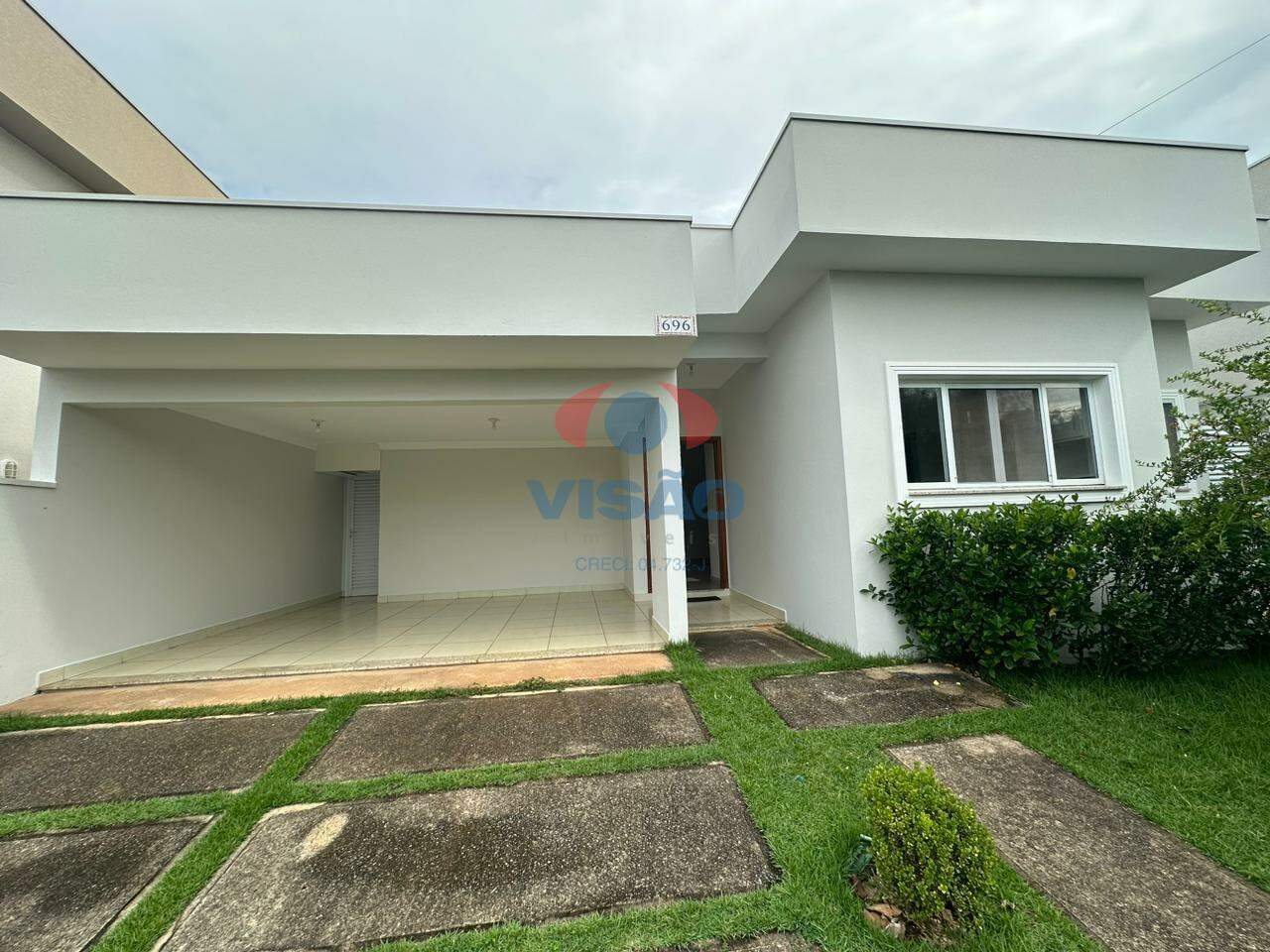 Casa em condomínio para aluguel no Jardim Residencial Alto de Itaici: 