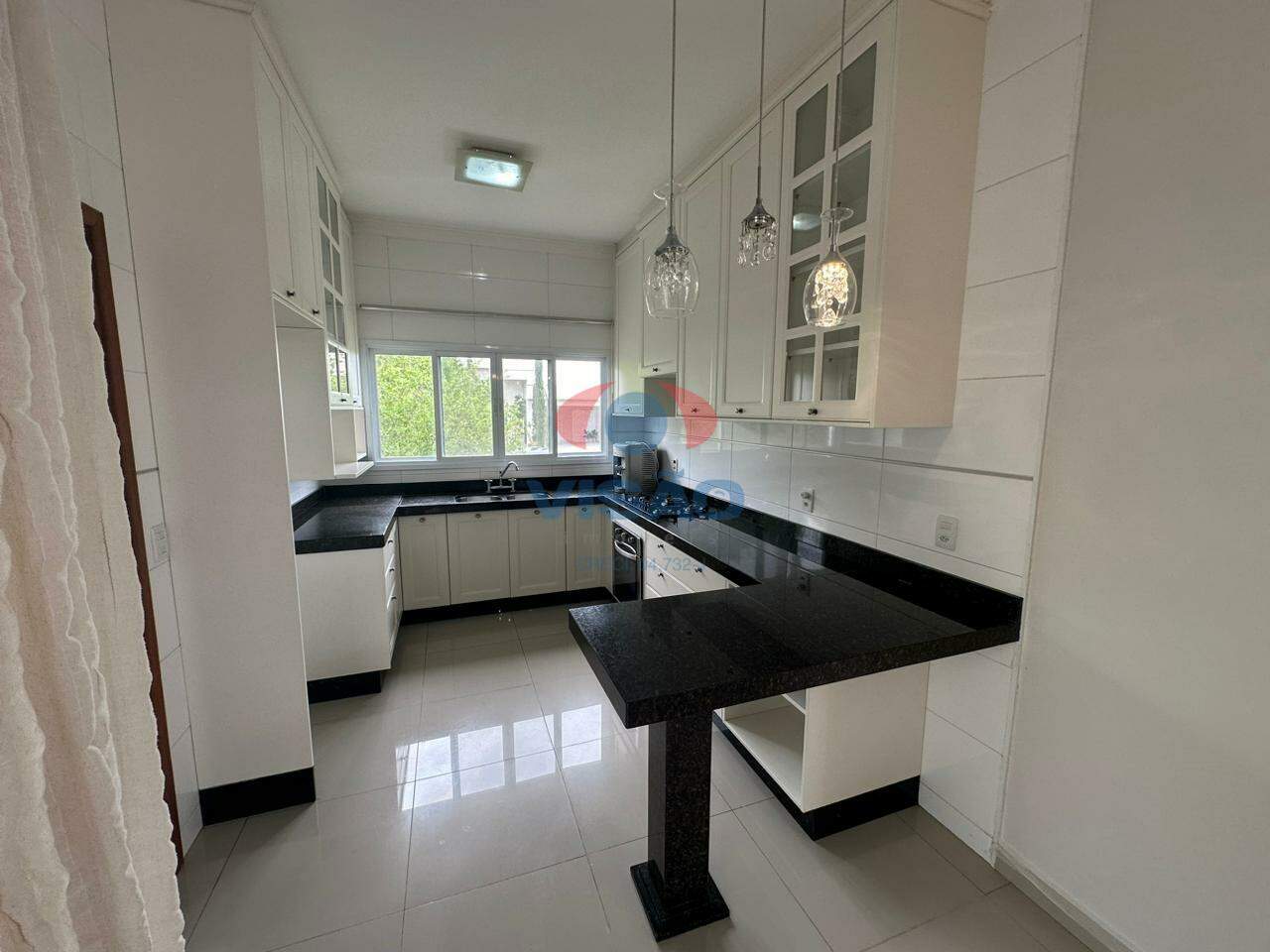 Casa em condomínio à venda no Jardim Residencial Alto de Itaici: