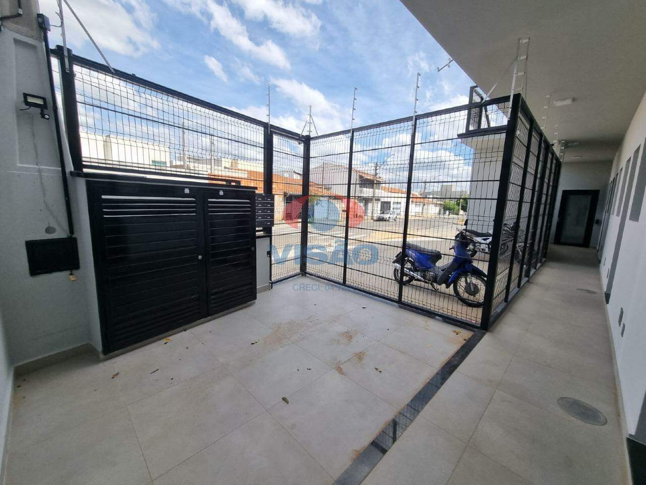 Sala para aluguel no Jardim Colonial: